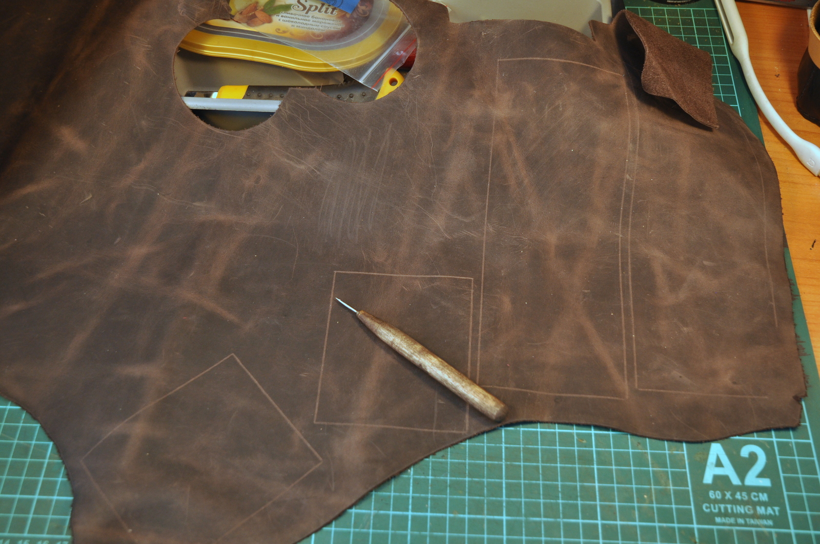 Making a simple leather wallet - My, Handmade, Leather, Wallet, Longpost, With your own hands