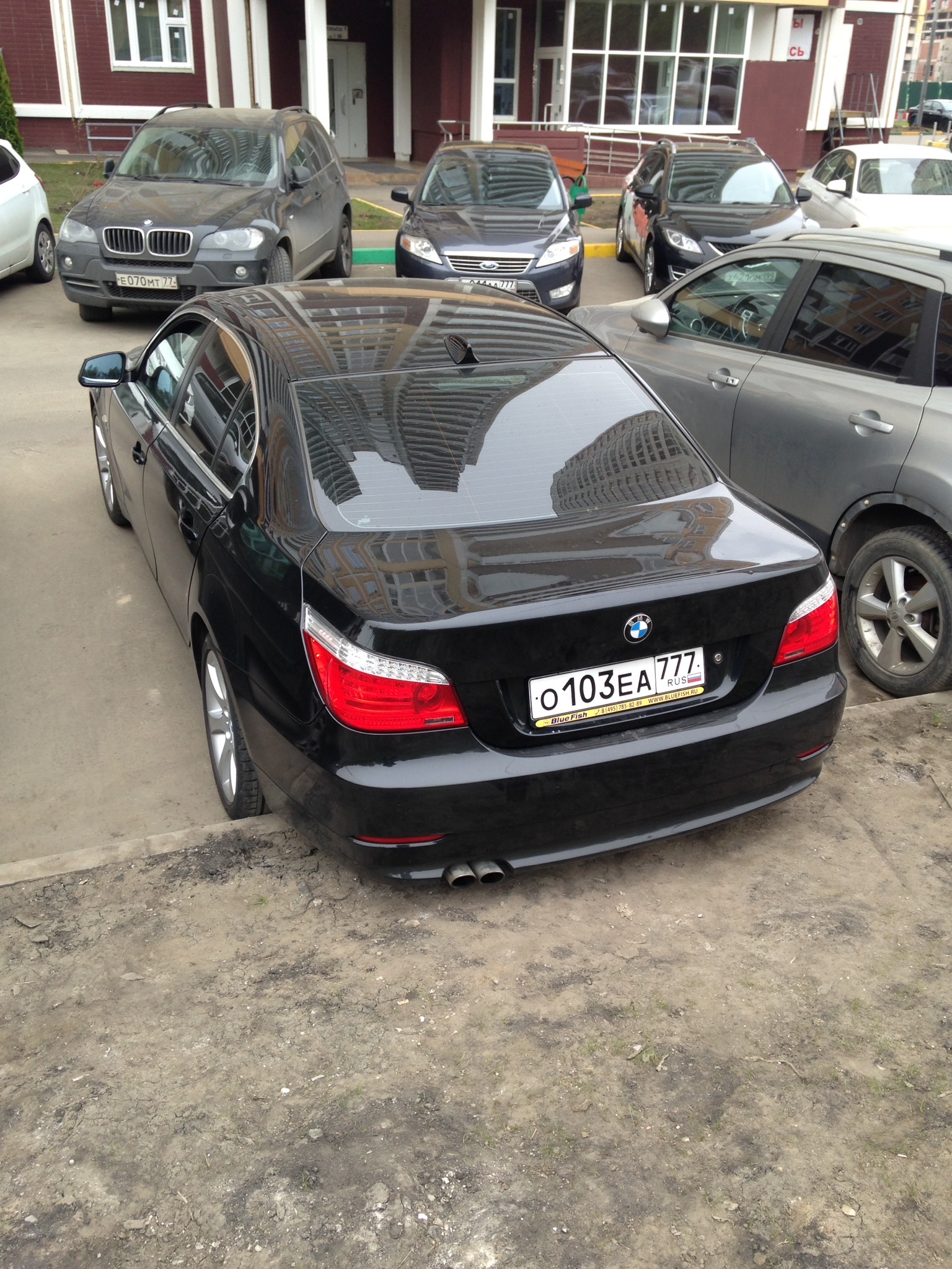 ugnali bmw e60 525xi 2009 chernaya pikabu