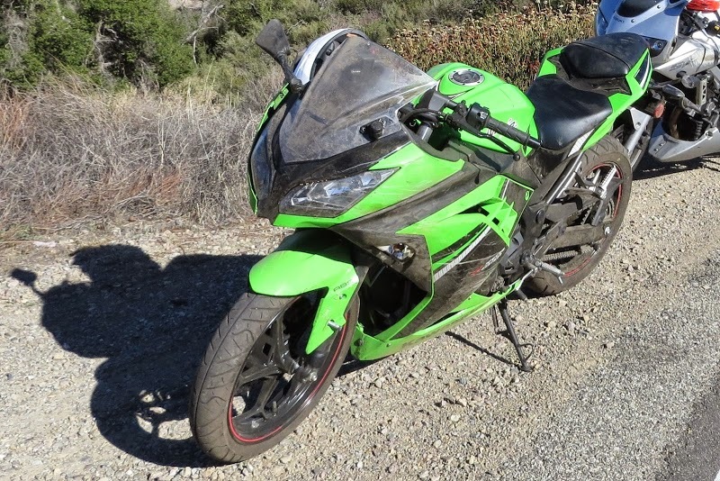 How I fell off a cliff on a mountain road in California - My, Crash, Moto, Motorcycles, California, USA, Road accident, Video, Longpost, 