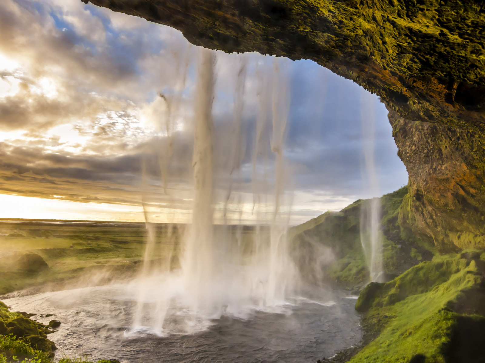 Один из красивейших водопадов мира. Знаменитый Seljalandsfoss - Seljalandsfoss, Водопад, Длиннопост