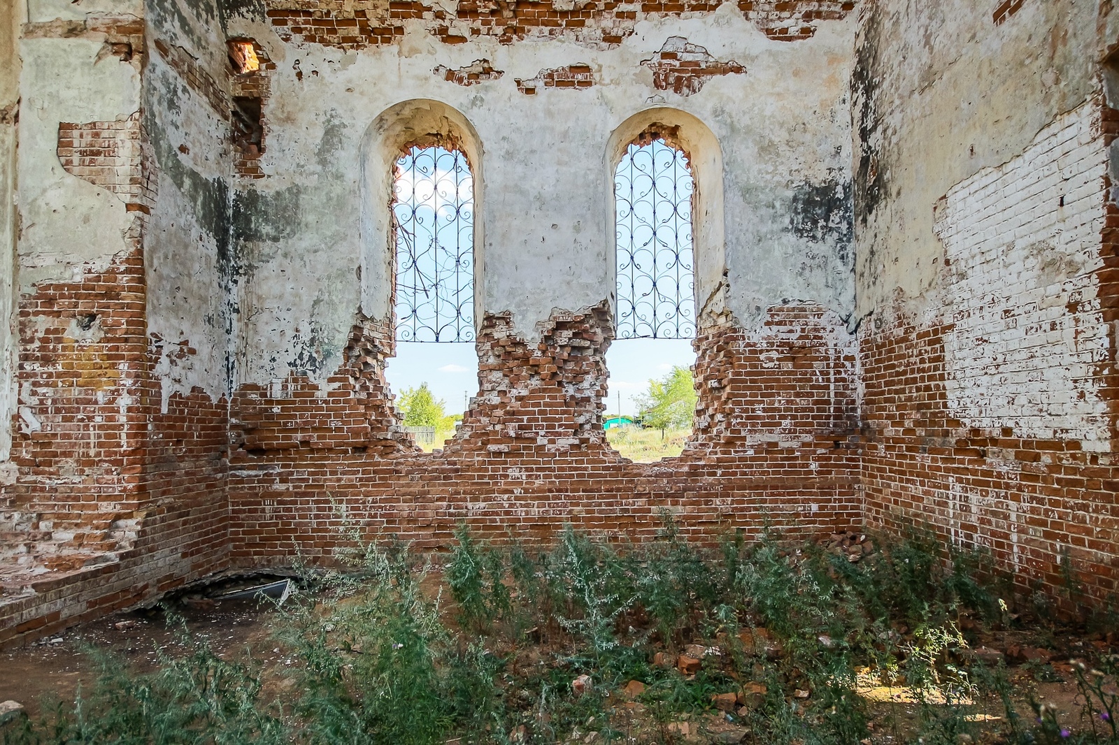 Church of St. Michael the Archangel - My, Architecture, Abandoned, Church, Temple, The photo, Canon 650d, Sigma 10-20 mm, Longpost