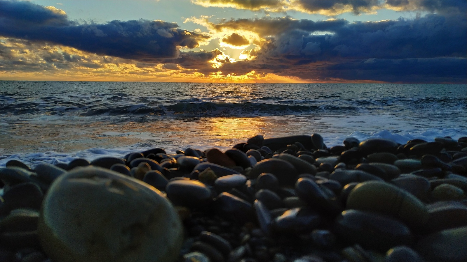 One more day - My, Sea, Sochi, Sunset, Mobile photography, The photo