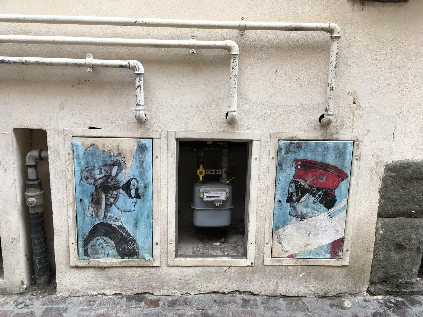 Blub L'arte sa nuotare on the streets of Lucca, Tuscany - My, Street art, Lucca, Drawing on the wall, , Longpost