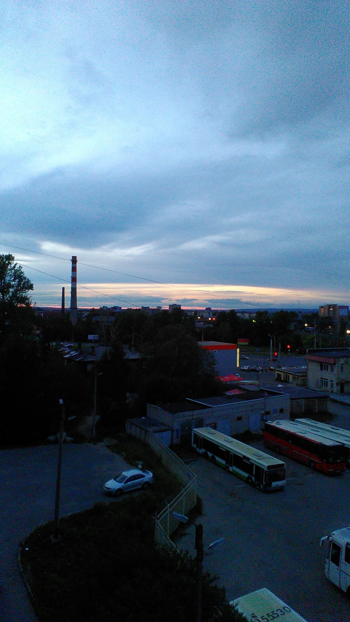 Petrozavodsk. - My, Mobile photography, Карелия, Longpost, Sunset, dawn