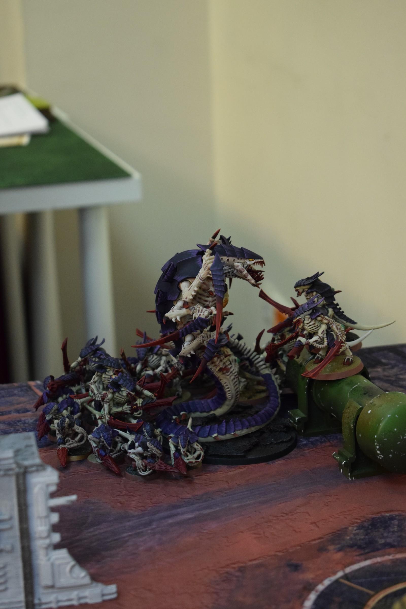 Battle of the Tyranids and the Mechanicus - My, Warhammer 40k, Miniature, Painting miniatures, Tyranids, Cult of Mechanicus, The fight, Longpost