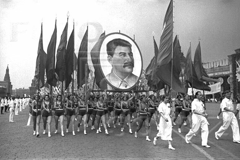 [Retro] Football on Red Square. (Lots of text!) - Old photo, Retro, Historical photo, Black and white photo, Story, Sport, the USSR, Longpost