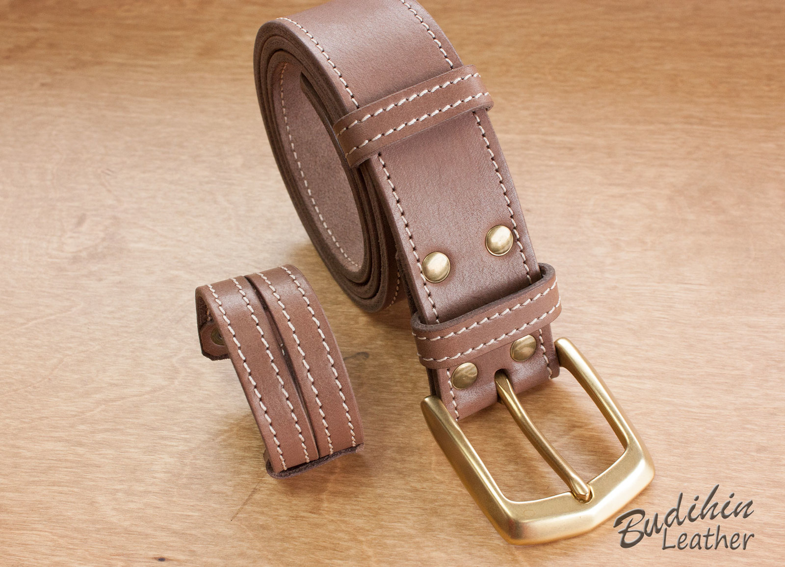 Women's belt and bracelet - My, Natural leather, Handmade, With your own hands, Belt, A bracelet, Leather, Leather belt, Longpost