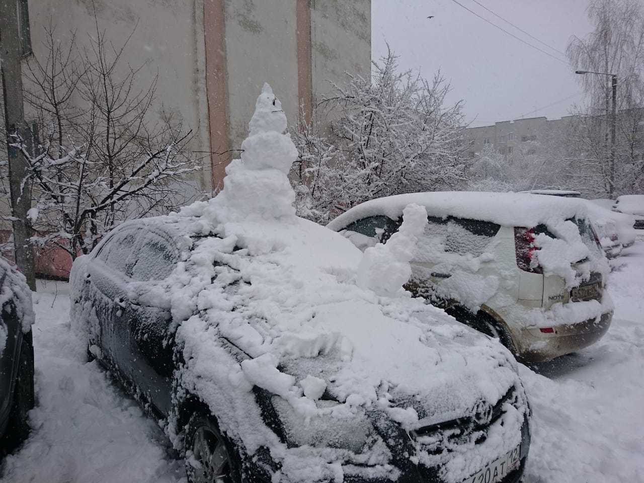 Snow vandalism - My, Car, Auto, snowman, Snowfall, Yoshkar-Ola