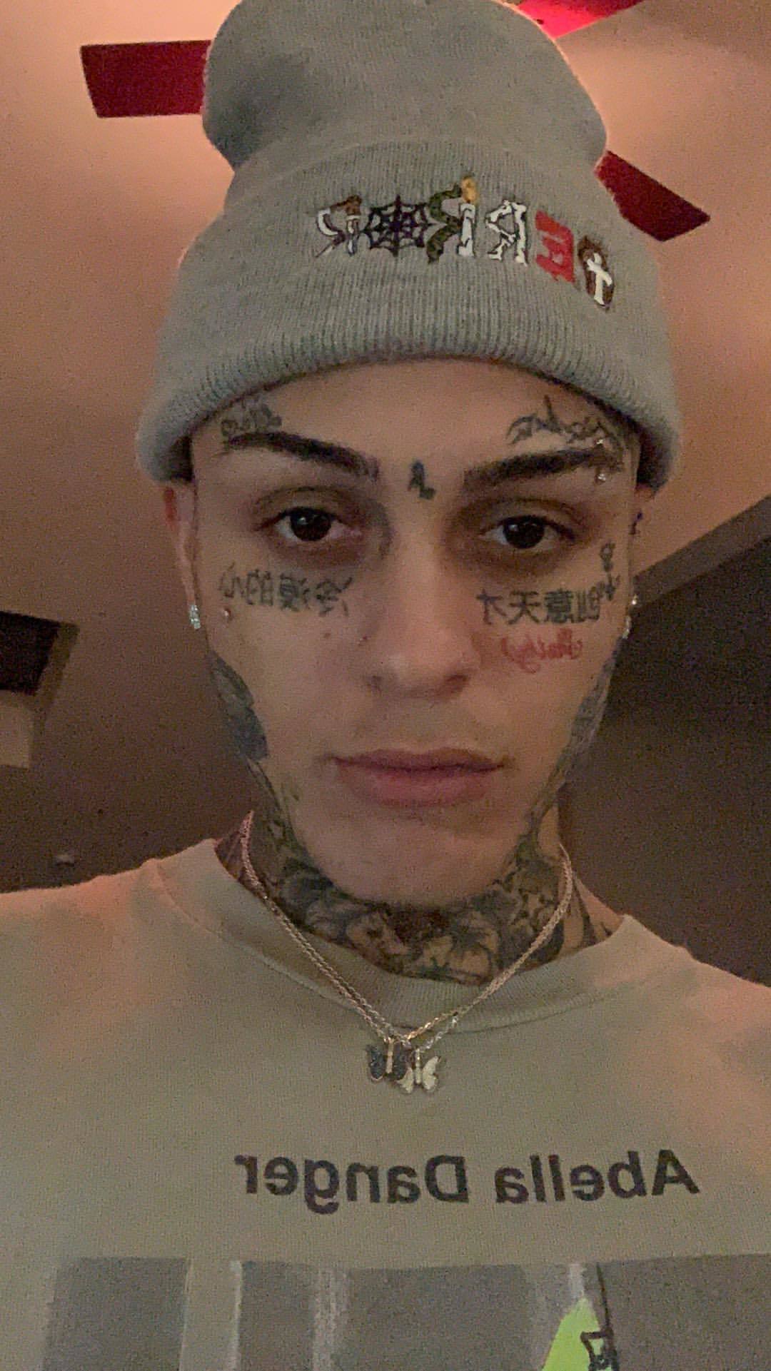 Lil Skies: истории из жизни, советы, новости, юмор и картинки — Все ...