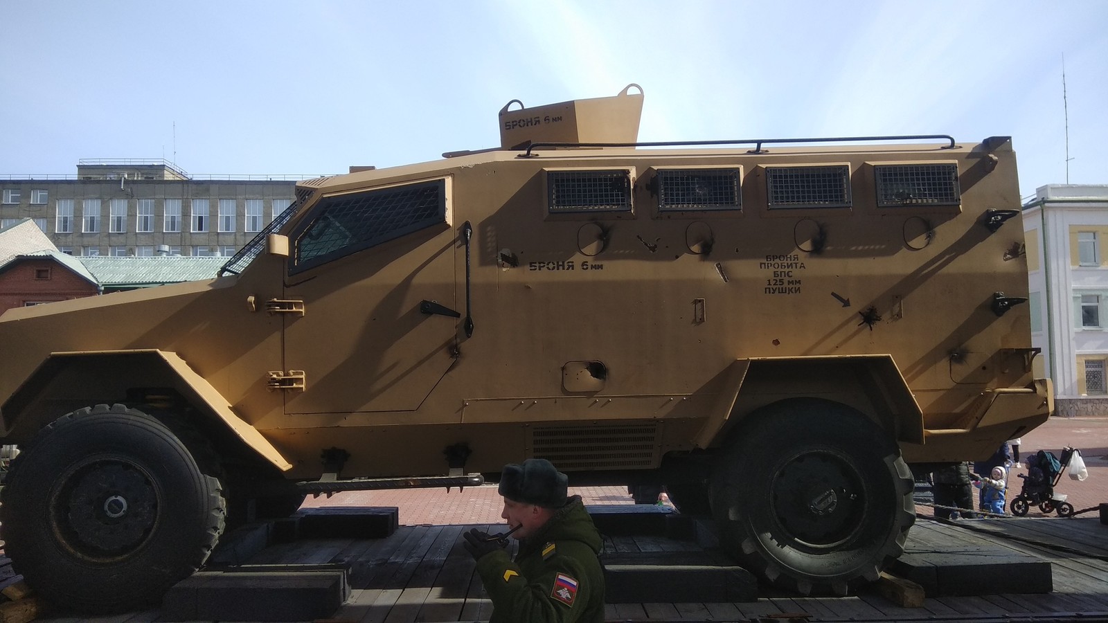 В Красноярск прибыл поезд с сирийской военной техникой.Фотографии от 05.04.2019. - Моё, Армия, Сирия, Красноярск, Длиннопост