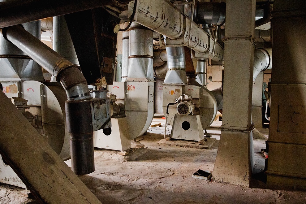 Very beautiful abandoned flour mill opposite Moscow City - Abandoned factory, Requiem for the plant, Back to USSR, , Moscow City, Moscow, Longpost