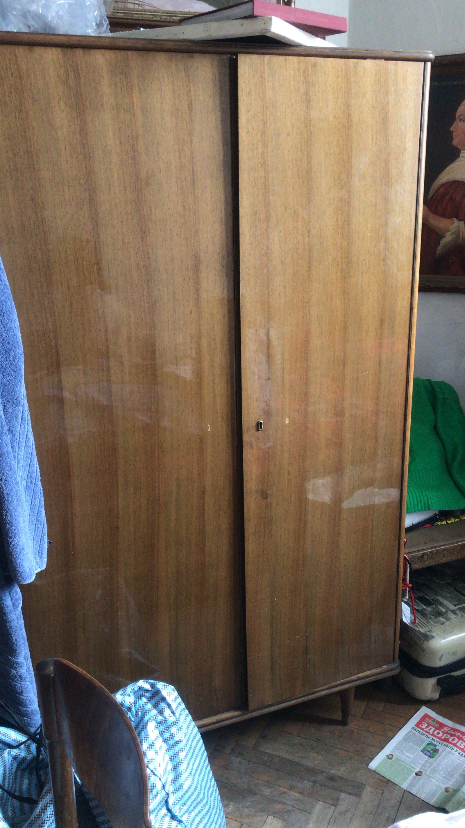 Отдаю мебель | Пикабу