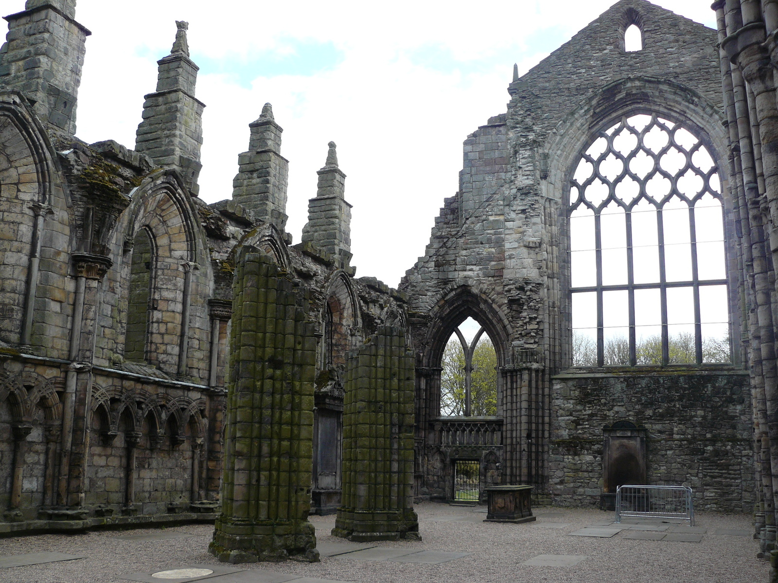 Holyrood Abbey (Edinburgh, Scotland) - My, Great Britain, Scotland, Edinburgh, Longpost, Monastery