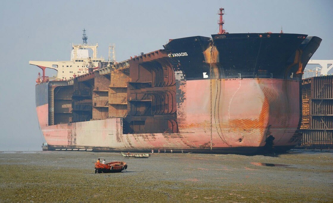 The largest ship graveyard - Bangladesh, Cemetery, Ships, Devastation, Longpost