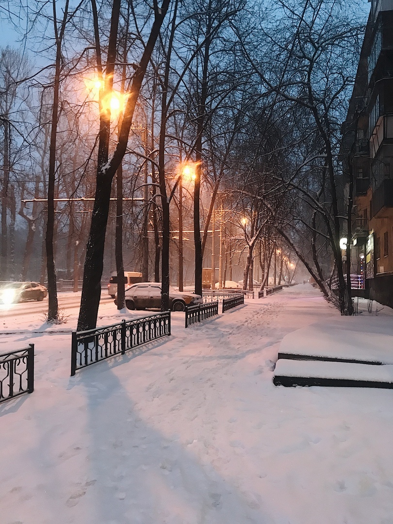 April 28, Yekaterinburg - Snow, Spring, Town