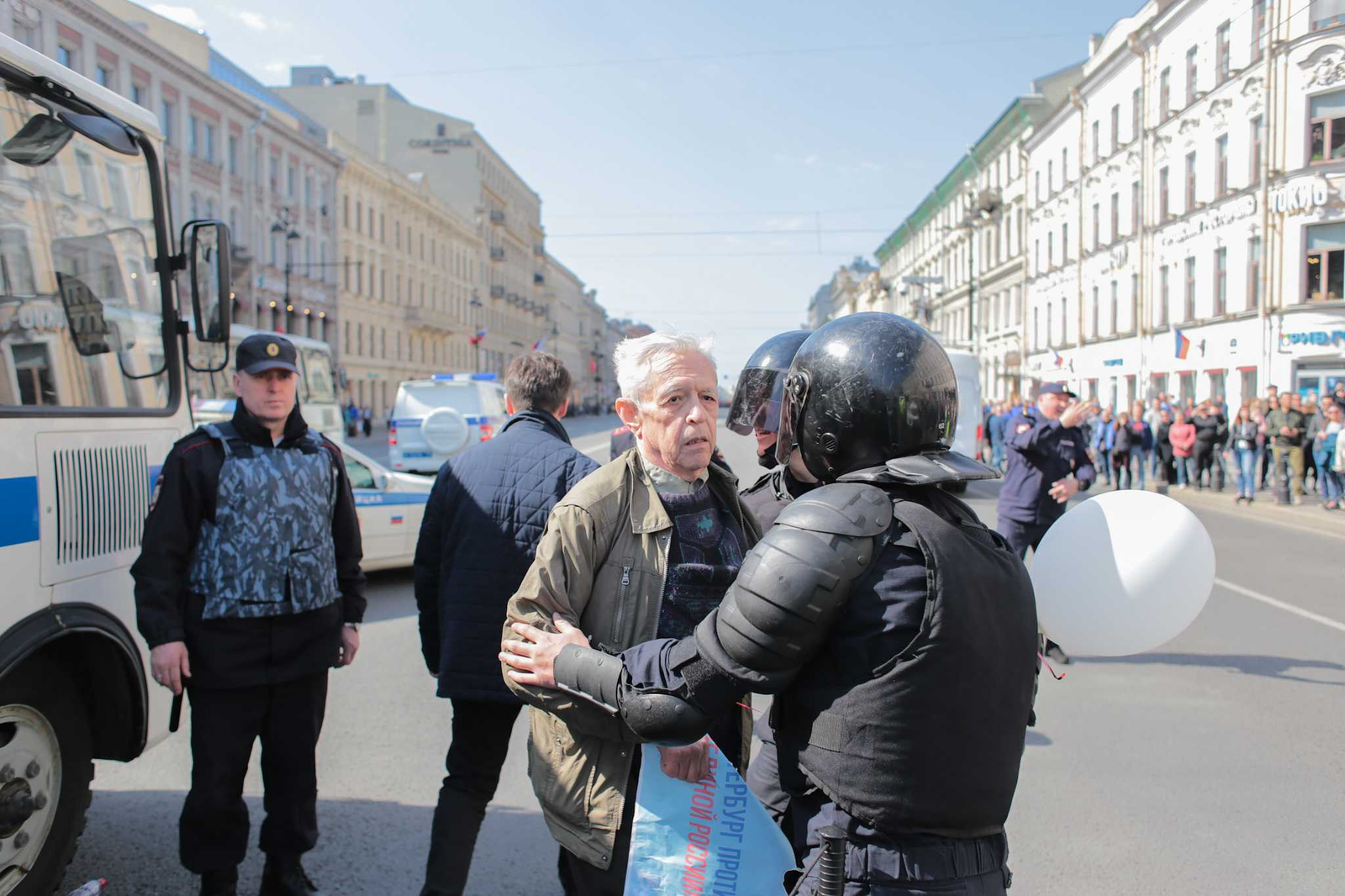 Мир! Труд! Май! | Пикабу