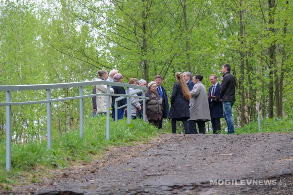 Deputies solemnly opened metal railings in Mogilev - Railings, Celebration, The park, Longpost, Mogilev, Republic of Belarus