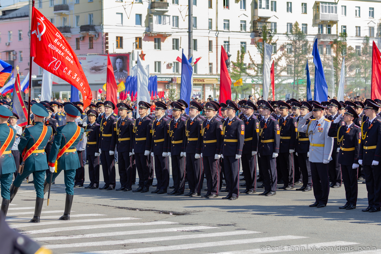 Парад в честь Дня Победы в Барнауле | Пикабу