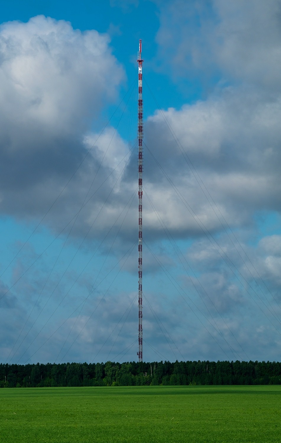 Radio and television mast (Lipetsk) - My, The photo, TV tower, Tower, Lipetsk, Sony a58, Minolta 100-300