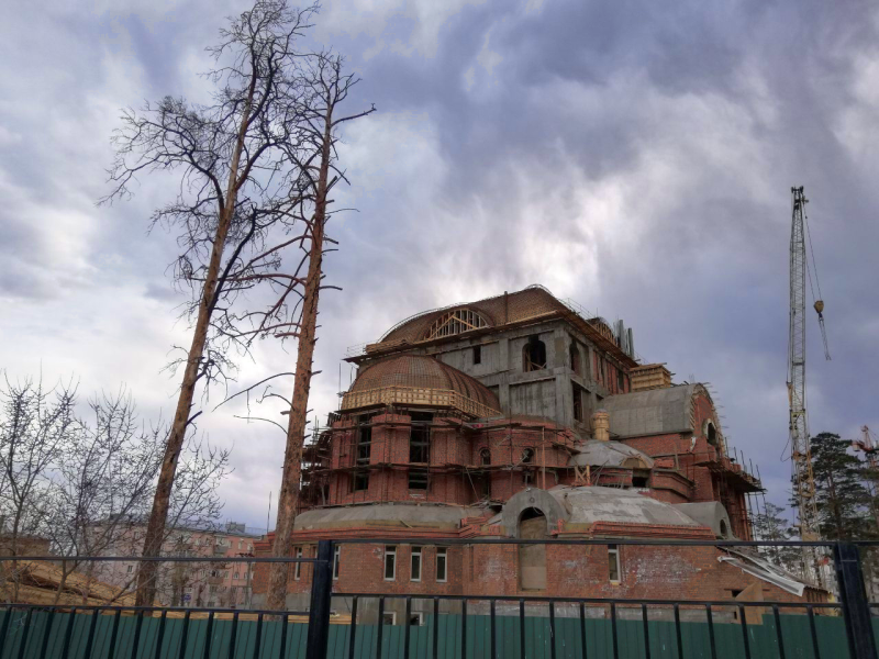 The cathedral in Ulan-Ude was built, built and not completed ... Too little gold, sir ... - Temple, Buryatia, ROC, Longpost