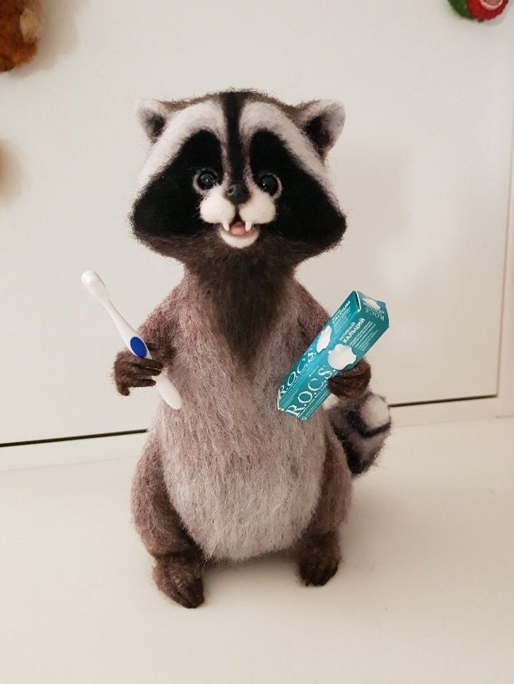 Gourmand raccoon. felt toy - My, Raccoon, Little Raccoon, , Dry felting, Needlework without process, Longpost