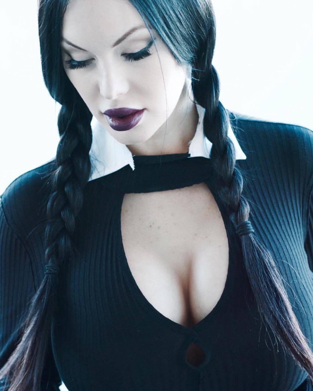 Wednesday Adams. - NSFW, Cosplay, Wensday Addams, The Addams Family, Sexuality, Beautiful girl, Longpost