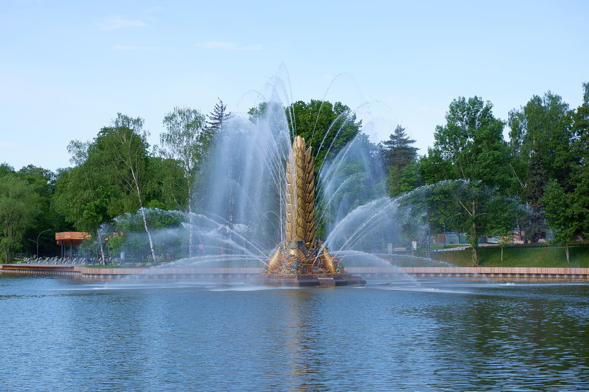 Morning in Ostankino - My, The photo, Spring, Ostankino, VDNKh, Fountain, Landscape, Cityscapes, Longpost, Street photography