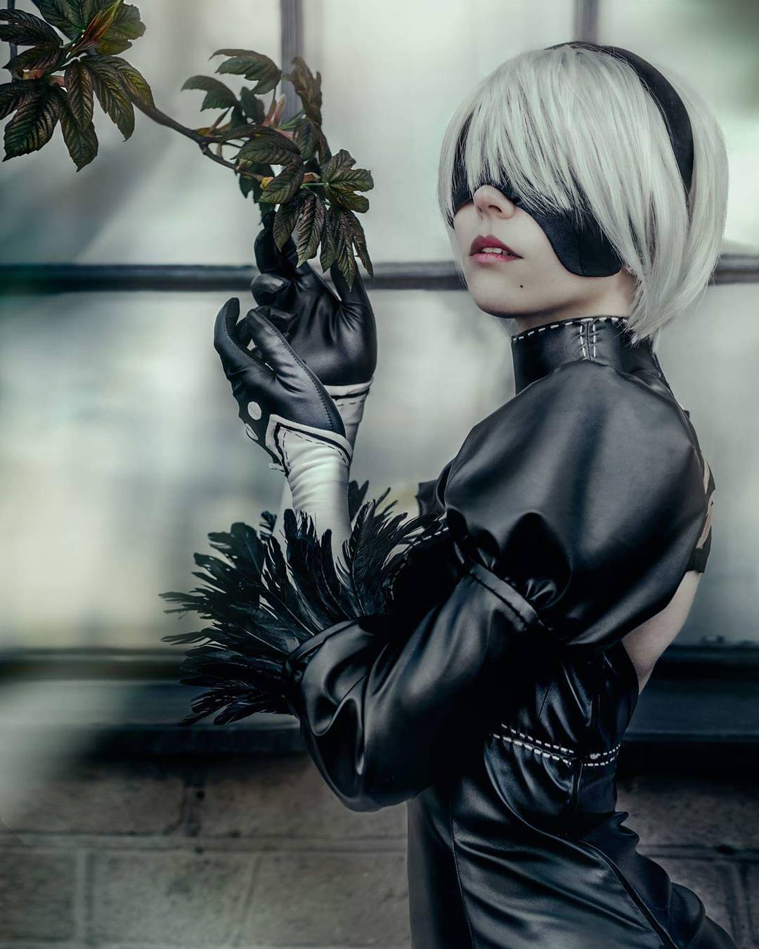 2b nsfw. NIER латекс косплей. NIER Automata андроиды. Каин латекс косплей. Леди андроид 2б.