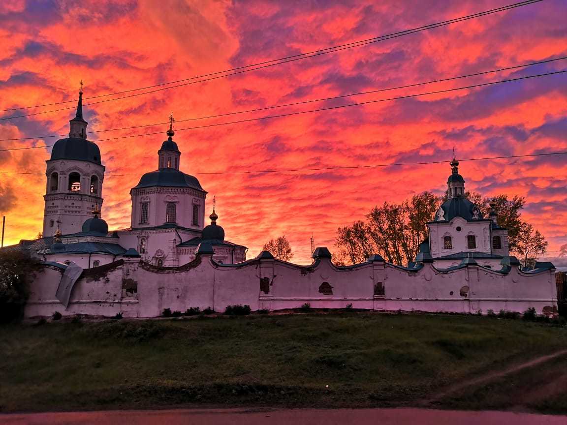 Такой закат был вчера в нашем городе - Закат, Фотография, Монастырь