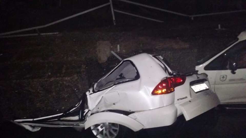 Retaining wall in one of the courtyards of Vladivostok collapsed on cars - Vladivostok, Wall, Longpost, Collapse, Negative