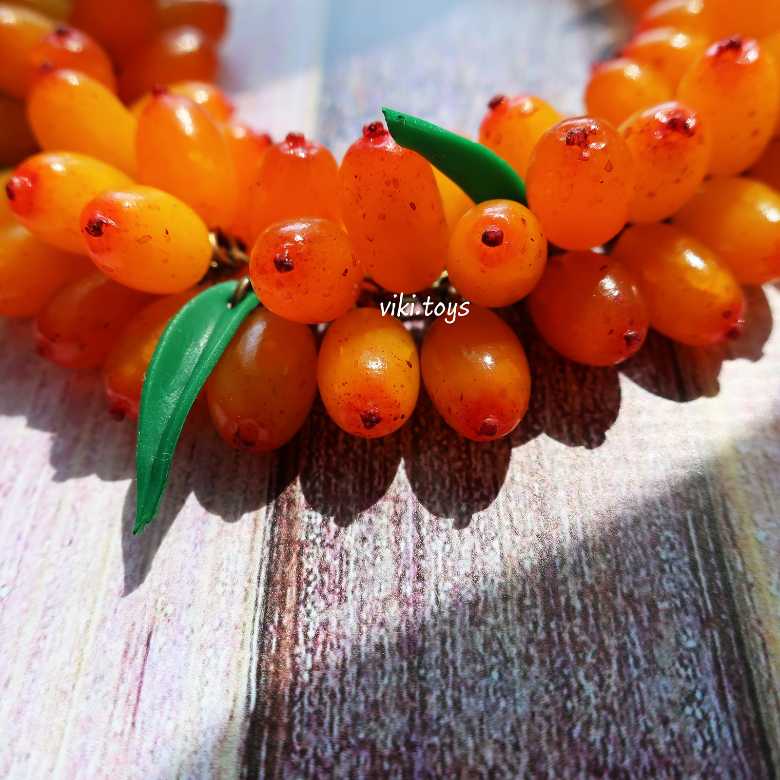 Morning with sea buckthorn - My, Needlework with process, Decoration, Presents, A bracelet, Handmade, With your own hands, Polymer clay, Creation, Longpost