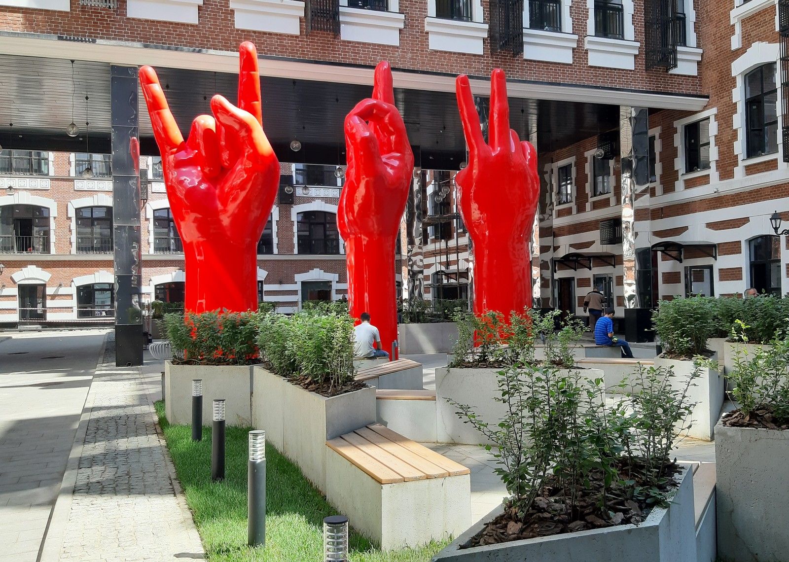 Can't figure out how to decipher... - My, Sign language, Installation, Red Hand