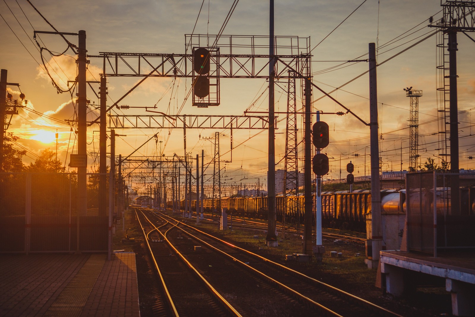 Sunset - My, Sunset, The photo, Station, Railway