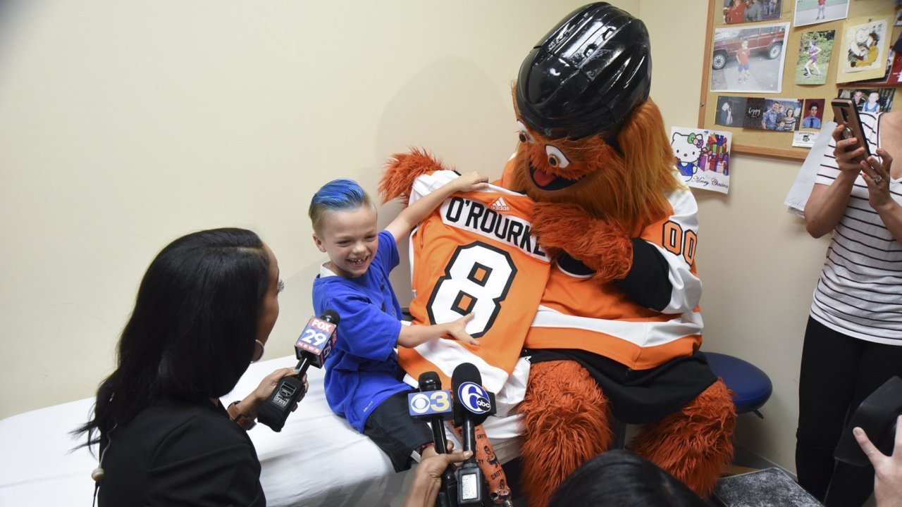 7 year old Philadelphia Flyers fan - Prosthesis, Children, Philadelphia, Philadelphia Flyers, Video, Longpost
