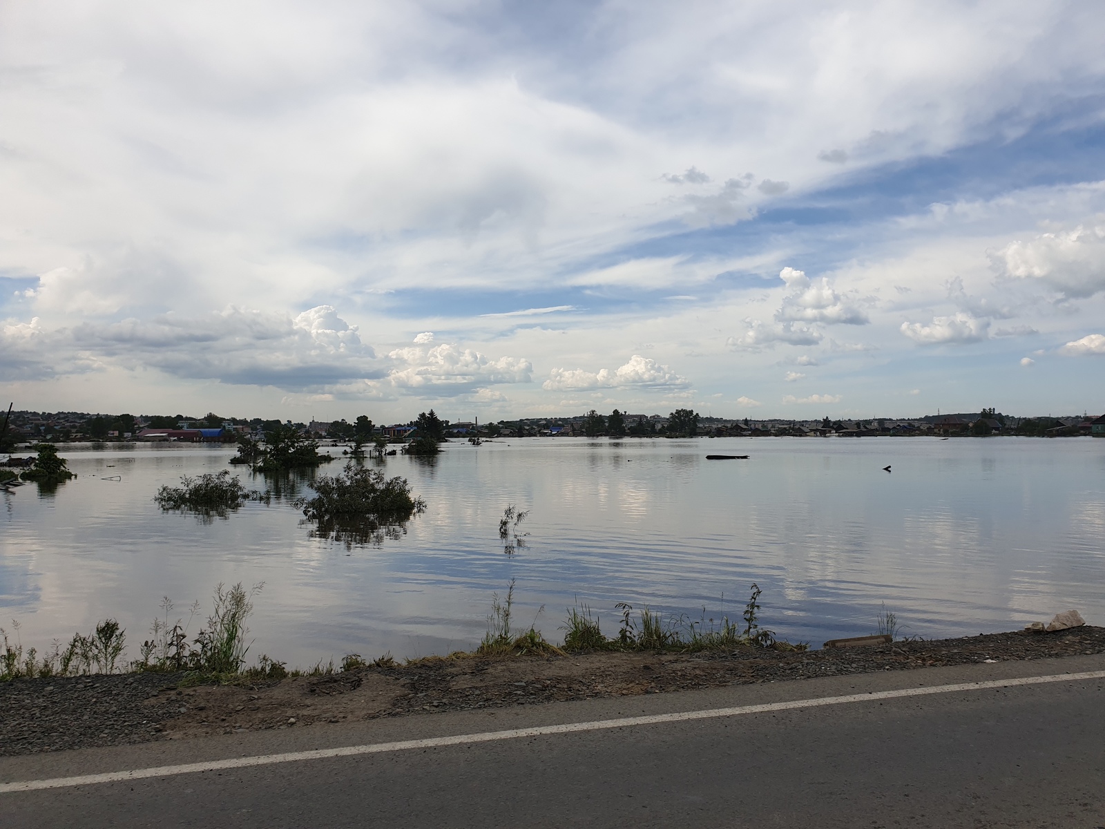 The consequences of the flood in Tulun through the eyes of a passing tourist - My, Flood, Tulun, Destruction, Road, Longpost