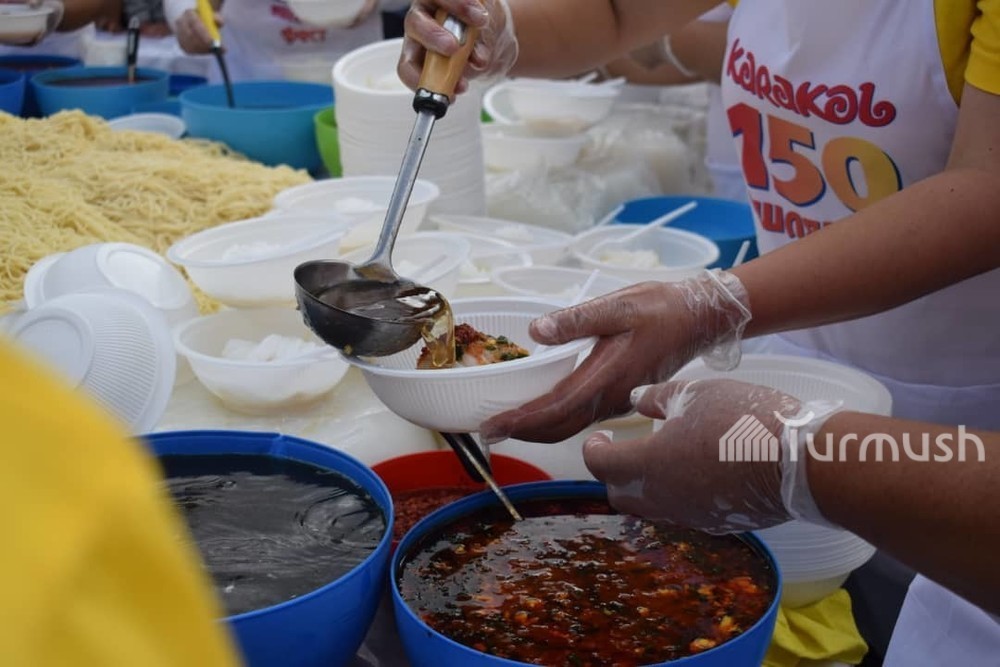 In the city of Karakol (Kyrgyzstan) prepared 1.5 tons of ashlyan-fu - Kyrgyzstan, Karakol, Ashlian-Fu, Longpost