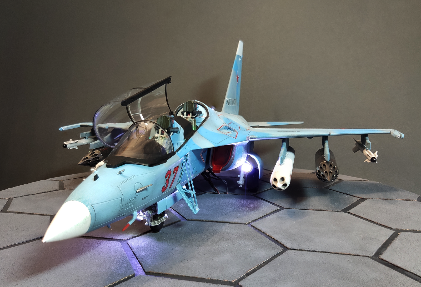 Assembling a model of the Yak-130 aircraft with illumination - My, Modeling, Stand modeling, Hobby, Aviation, Fighter, Yak-130, Longpost