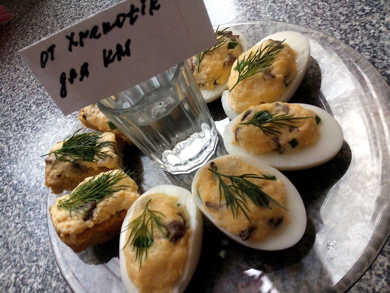 Eggs stuffed with mushrooms and cheese - My, Snack, Cooking, Recipe, Longpost