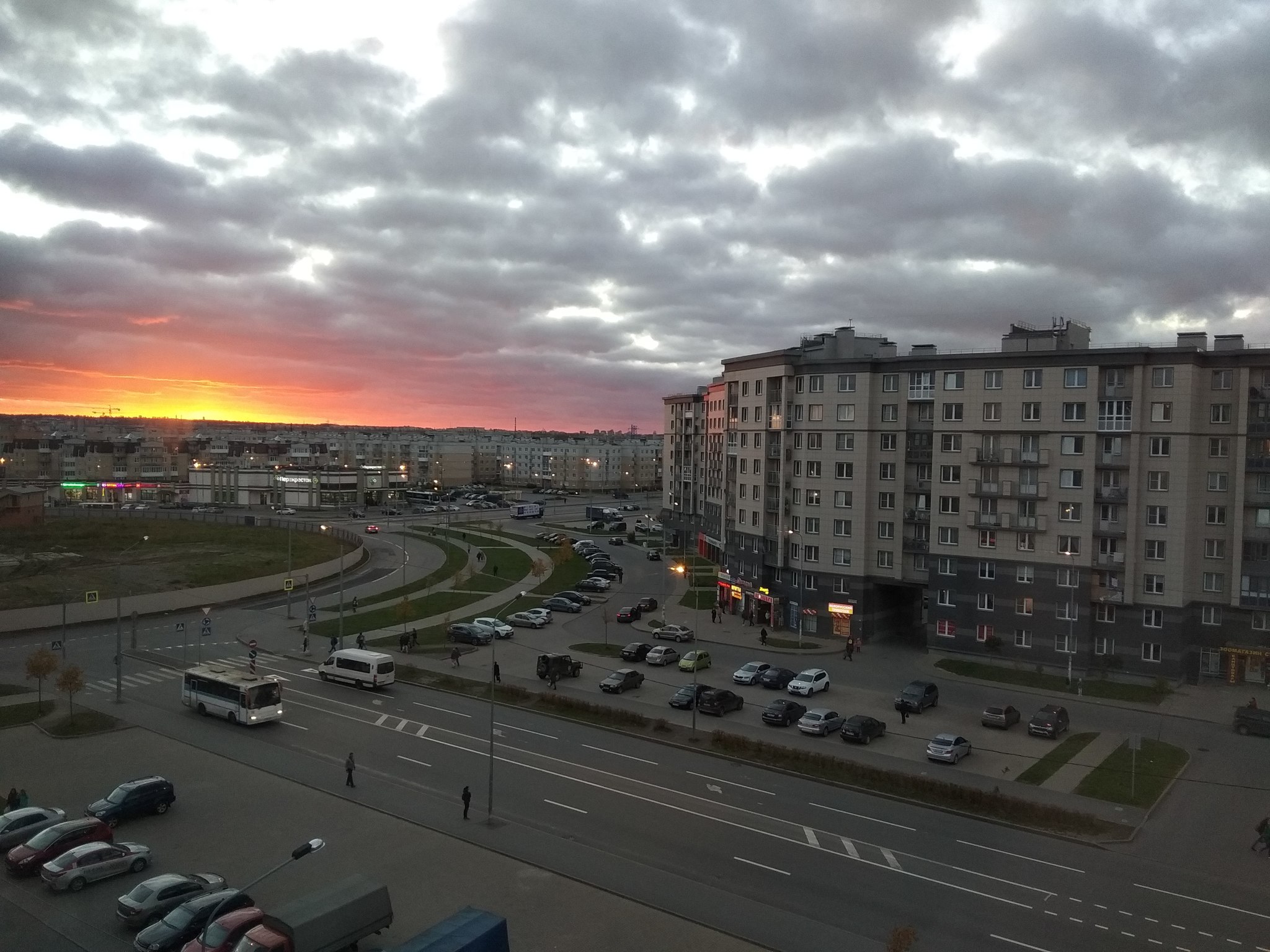 А из нашего окна... - Моё, Фотография, Вид из окна, Фото на тапок, Закат, Длиннопост