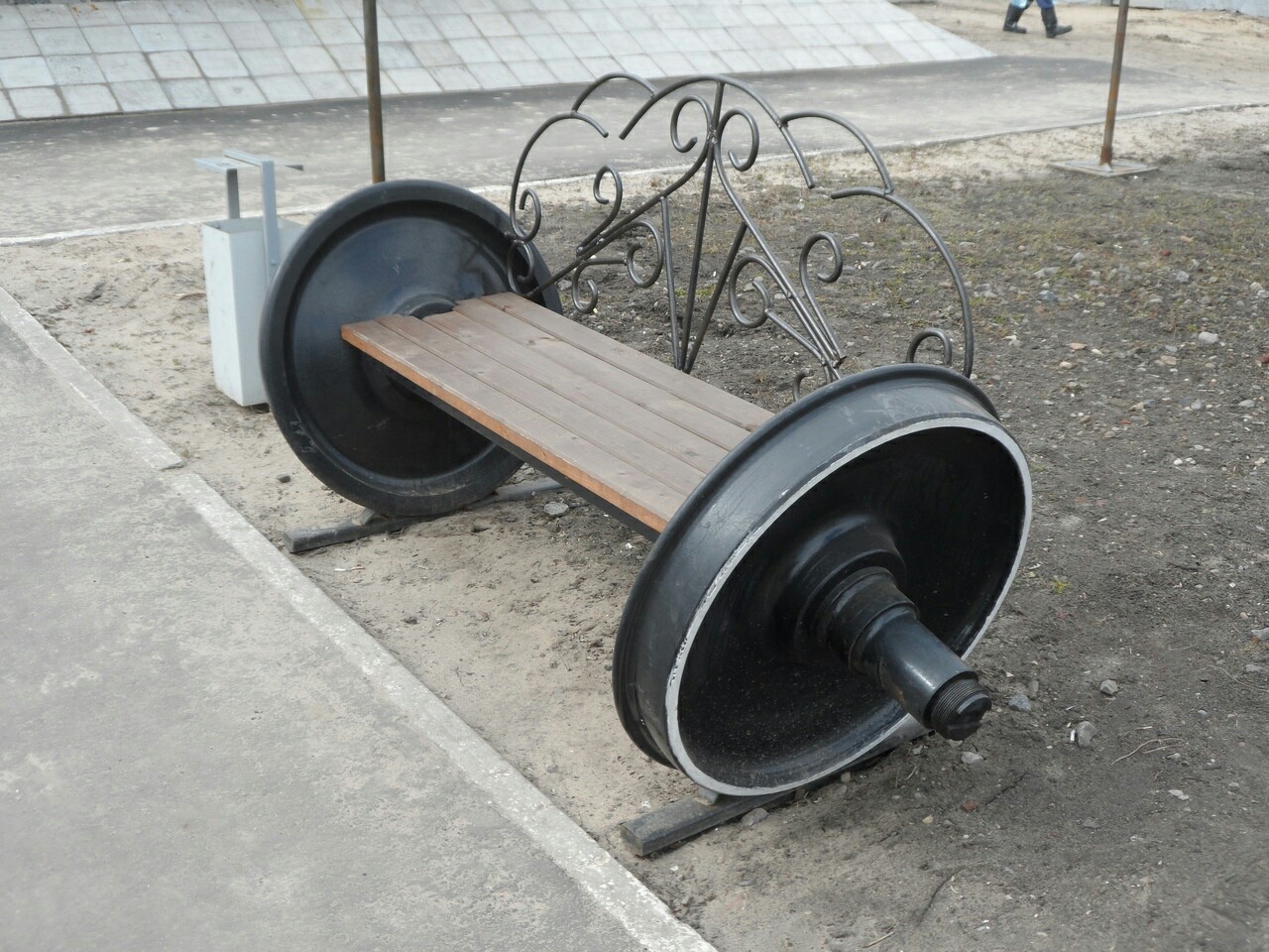 railway bench - Railway, Benches, Wheelset, Creative