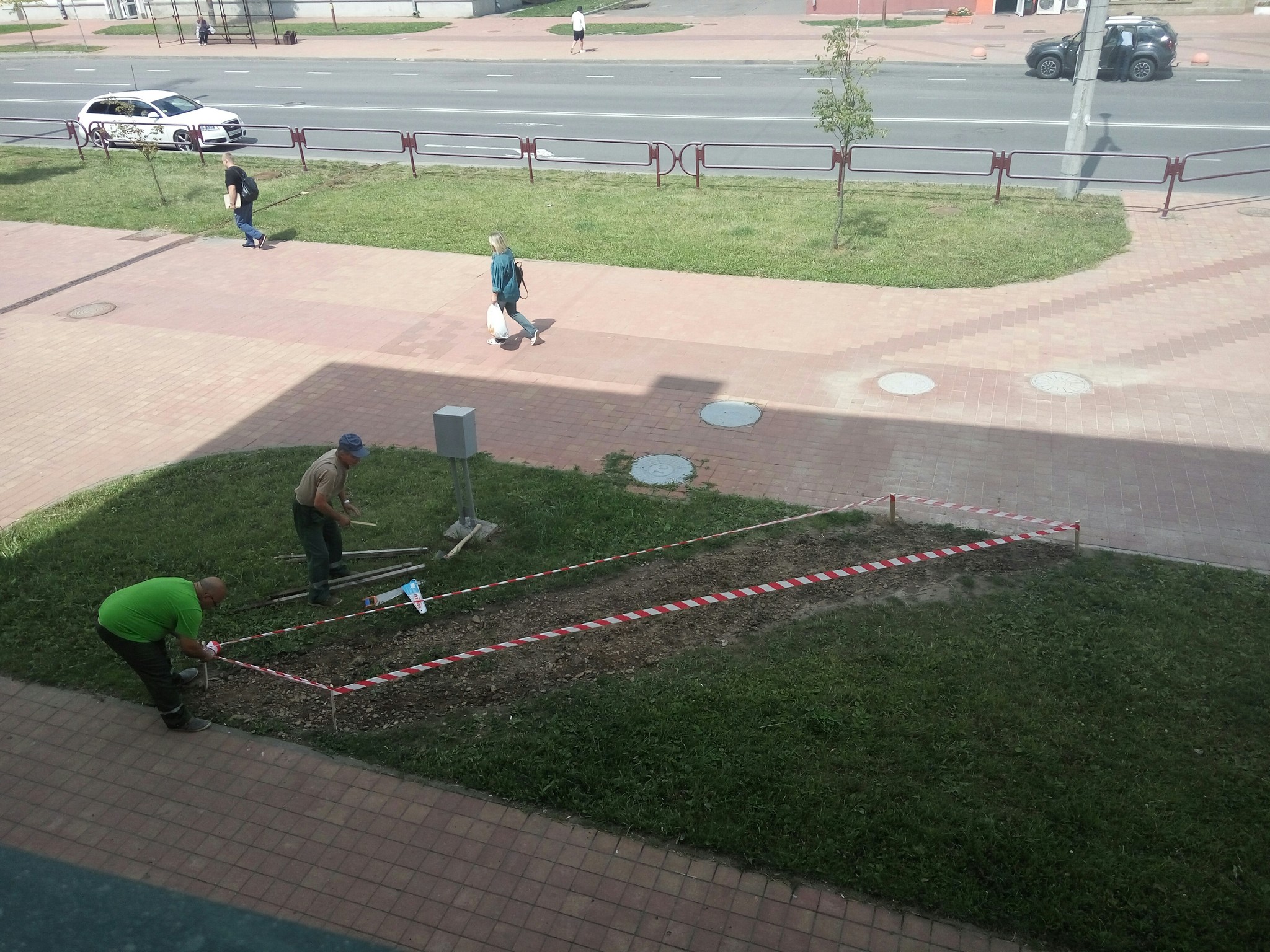 Martyshkin labor - My, Minsk, Beautification, Pedestrian zone, Wasted work