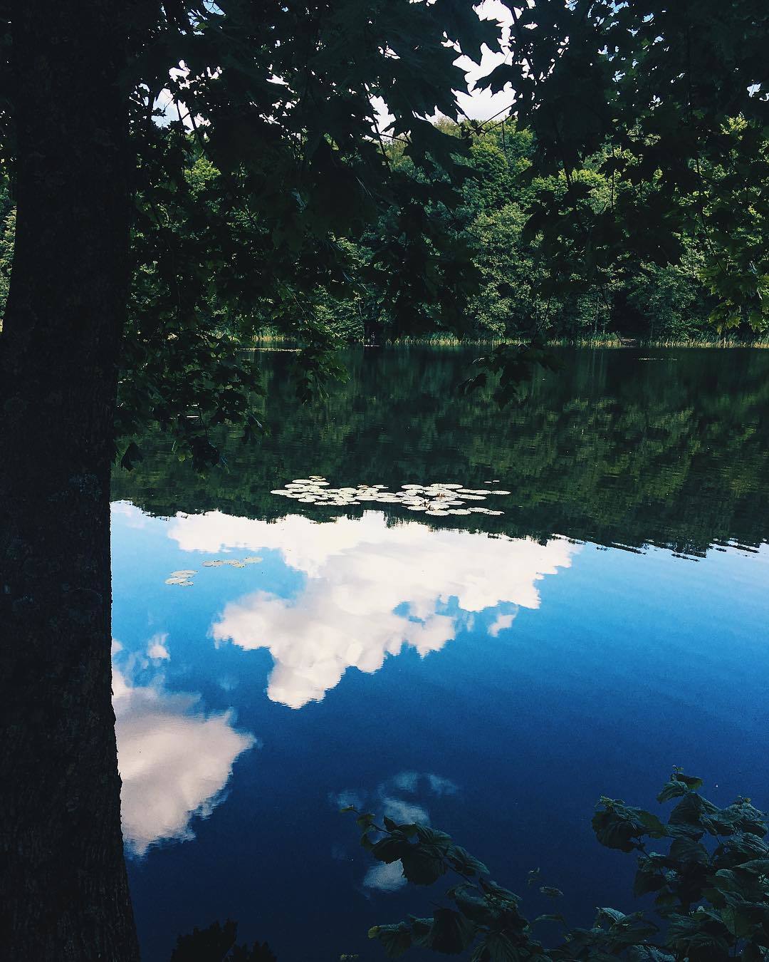 The sky is reflected in the lake, as in a mirror. - The photo, Nature, Summer, Lake, Sky