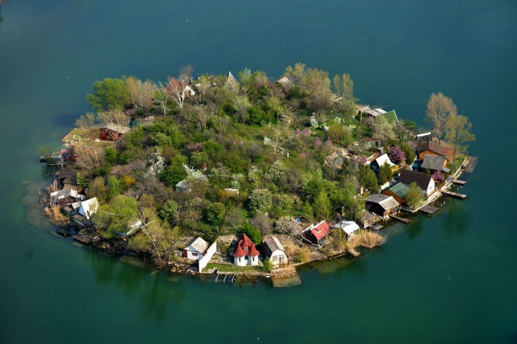 Island on Lake Cavicos, Hungary - Lake, Island, Hungary