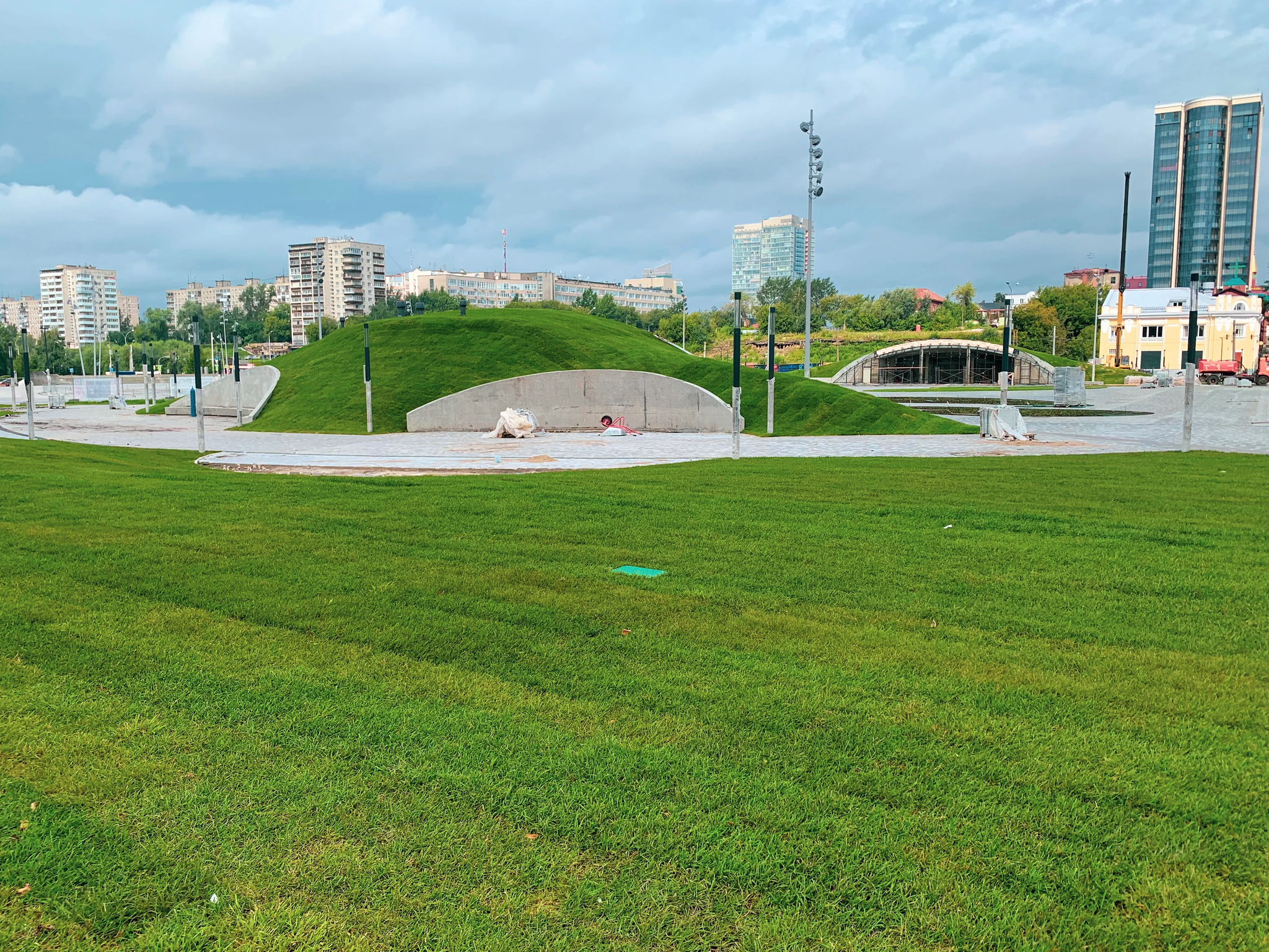 Perm City Hall plans to fence new hills on the esplanade - My, Permian, Clint Eastwood, Esplanade, The hobbit