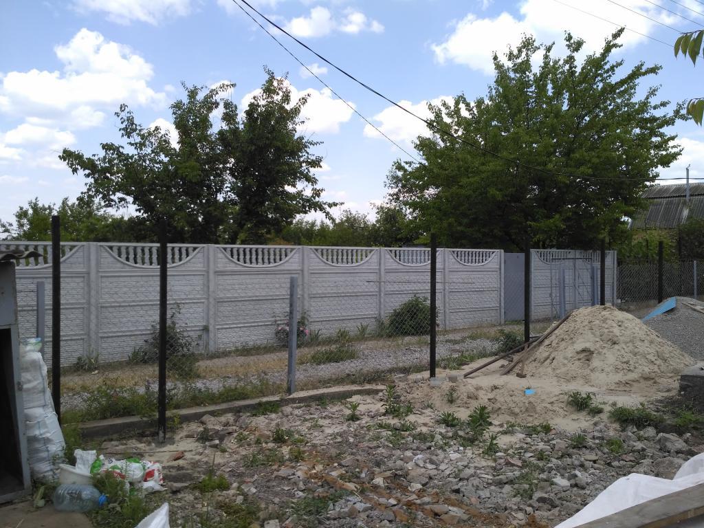 Забор на 6 соток своими руками - 97 фото