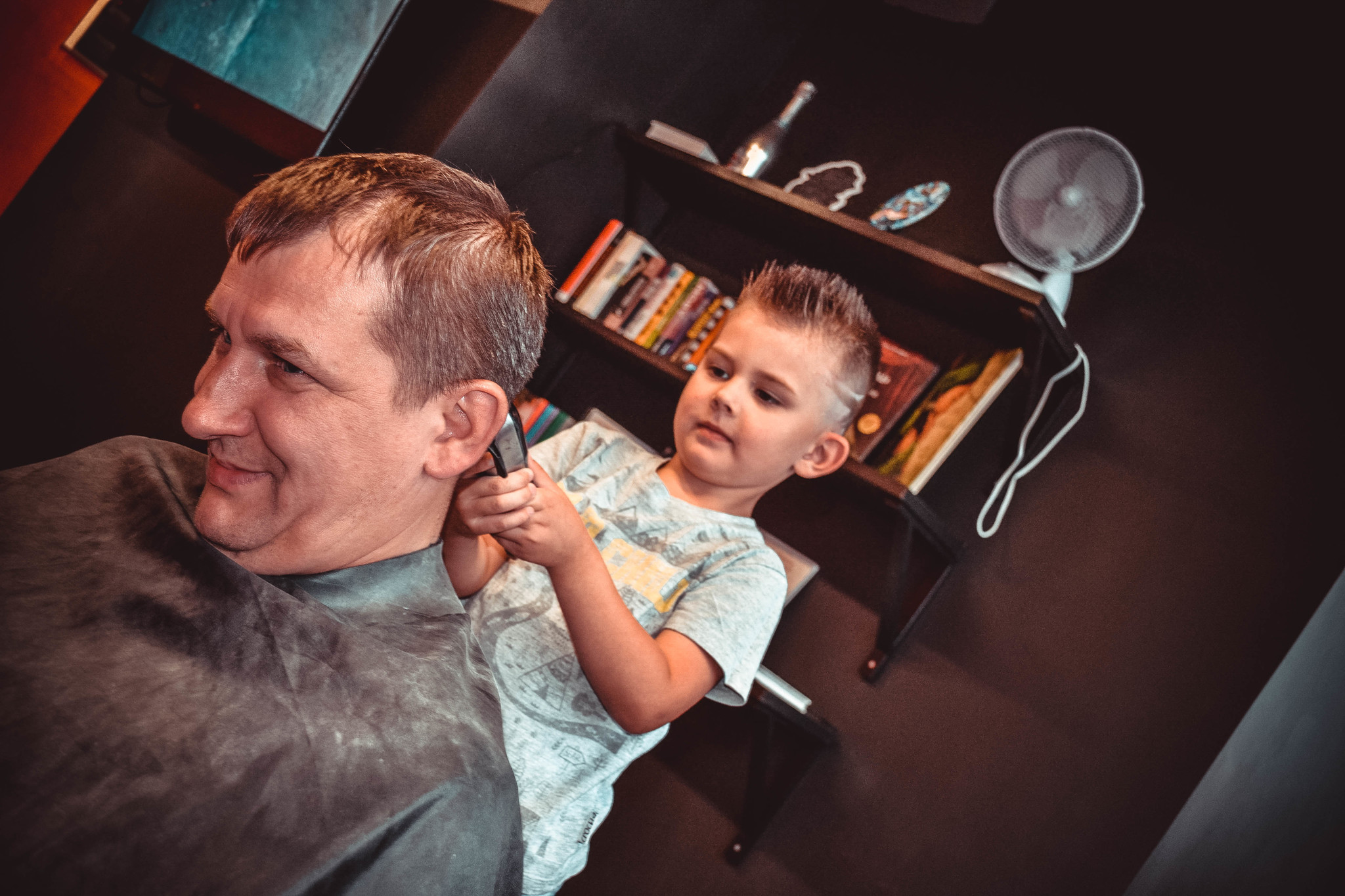 Children getting their hair cut - My, Children, The hairdresser, Longpost