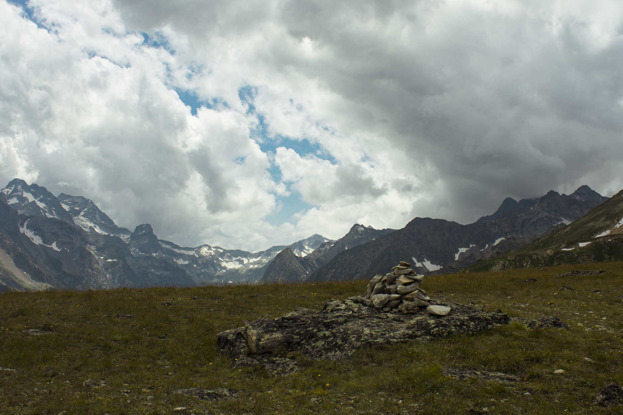 View from the Lower Ullu-Kel Pass - My, The mountains, Mountain tourism, Hike, Caucasus, The photo, Landscape, Longpost