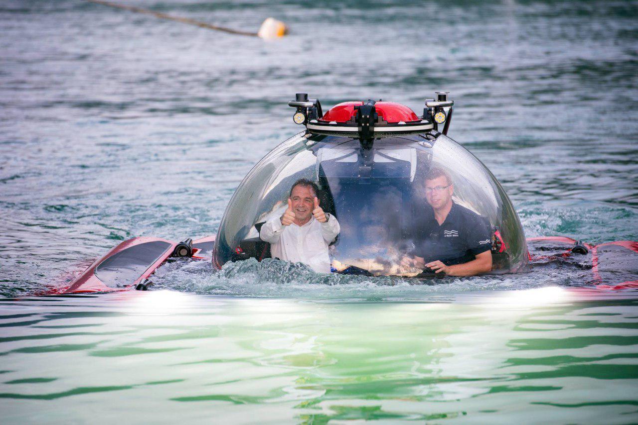 Submarine Uber taxi, taking tourists to sea attractions! - Sealand, Sea, Sailors, Longpost