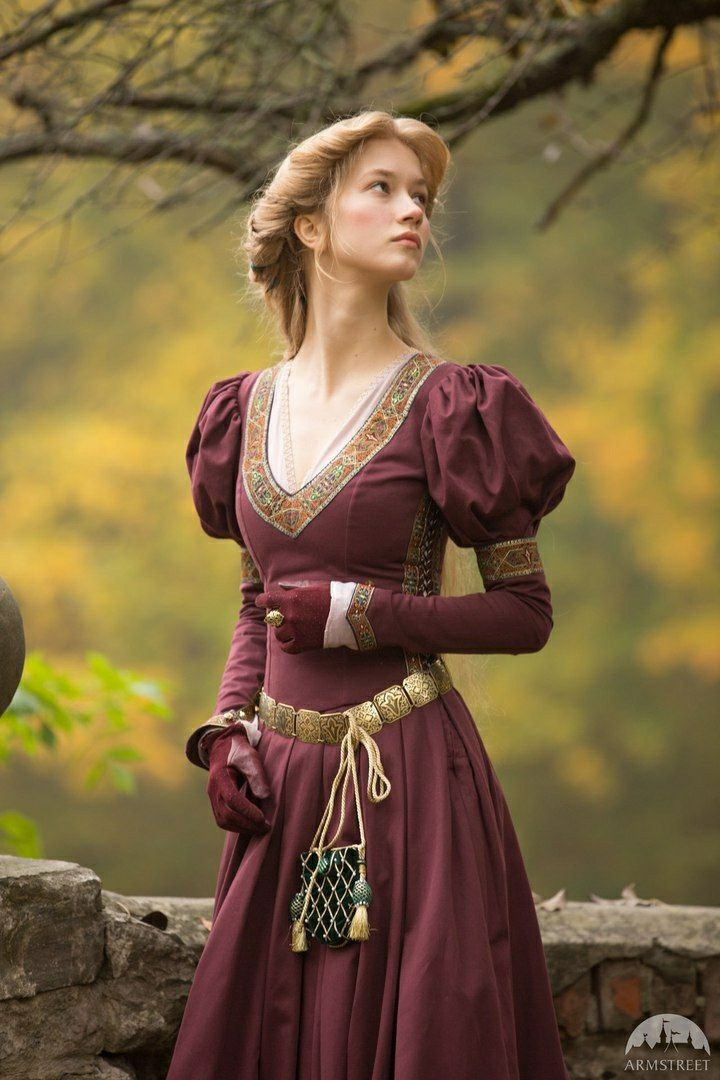 Medieval dress Princess in exile in 2019 - The photo, Princess, The dress, Cloth, Longpost