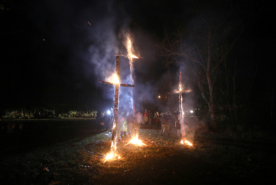 Burning crosses - USA, Nazism, Longpost, Ku Klux Klan, Lenta ru